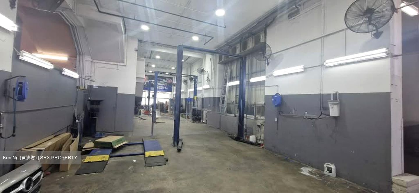 Enterprise Hub (D22), Factory #559088221